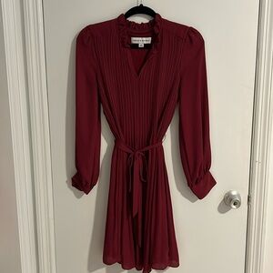 Cardinal Pleated Long Sleep Dress with Ruffle Collar (S)